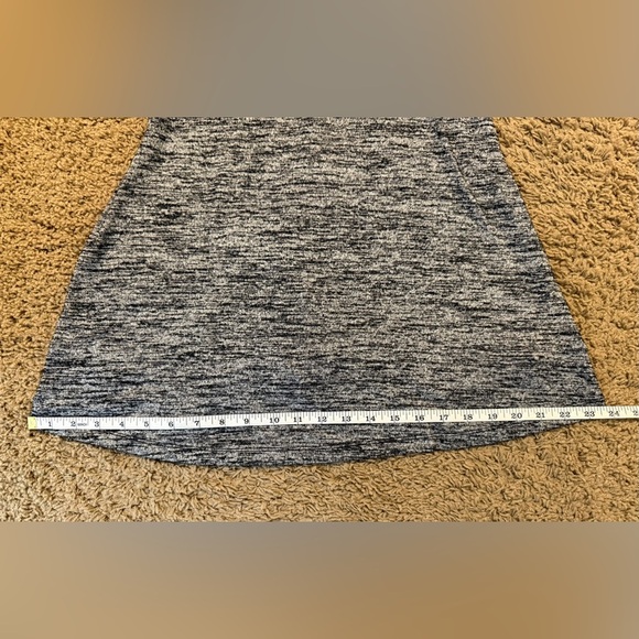 Women’s GAP Sleeveless Top - Picture 9 of 9